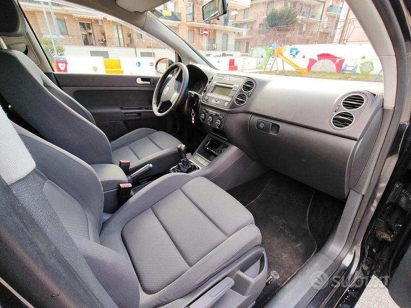 Usata VW Golf Plus Cross Sportline 105 CV (77 kW) 2007 Nero Monovolume