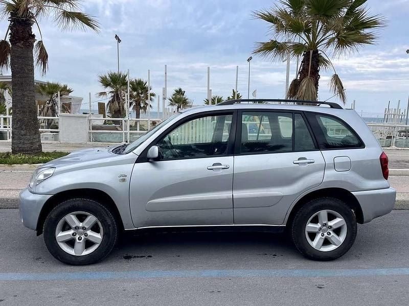 Usata Toyota RAV4 Sol 116 CV (85 kW) 2004 SUV