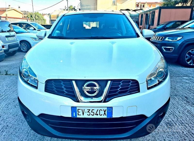 Usata Nissan Qashqai Tekna 110 CV (80 kW) 2014 Bianco SUV