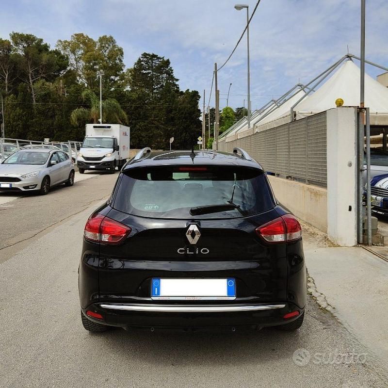Usata Renault Clio GrandTour 90 CV (66 kW) 2018 Nero Station wagon