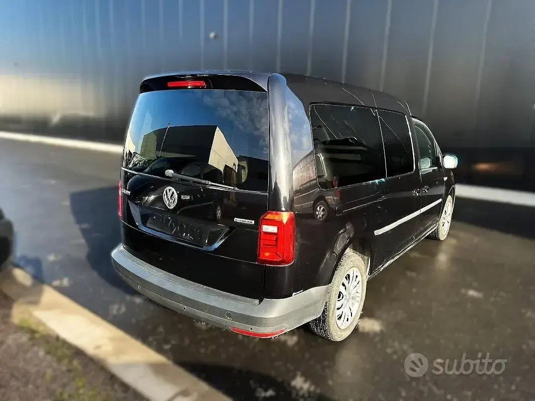 Usata VW Caddy Maxi Trendline 110 CV (80 kW) 2020 Monovolume