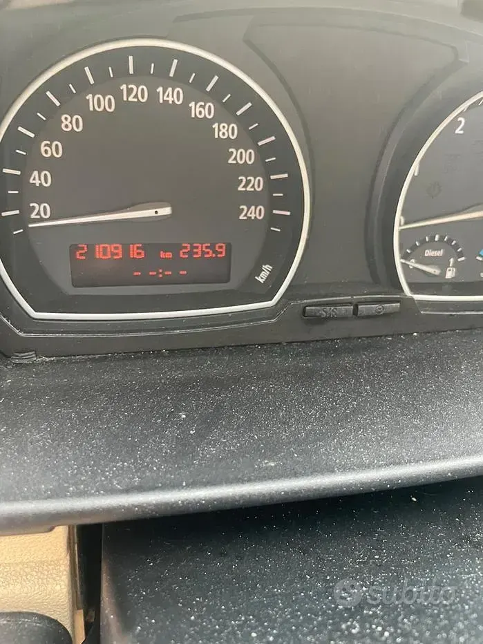 Usata BMW X3 150 CV (110 kW) 2005 Nero SUV