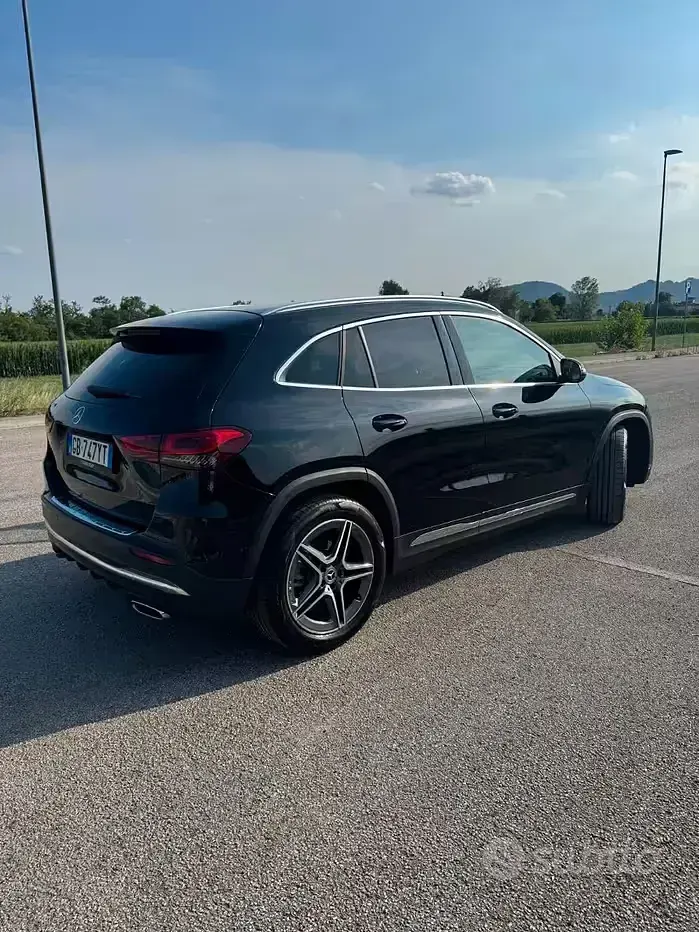 Usata Mercedes GLA200 AMG 163 CV (119 kW) 2020 Nero SUV