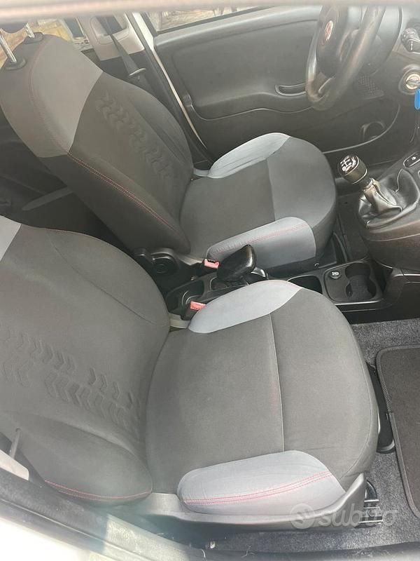 Usata Fiat Panda 80 CV (58 kW) 2018 Bianco Berlina