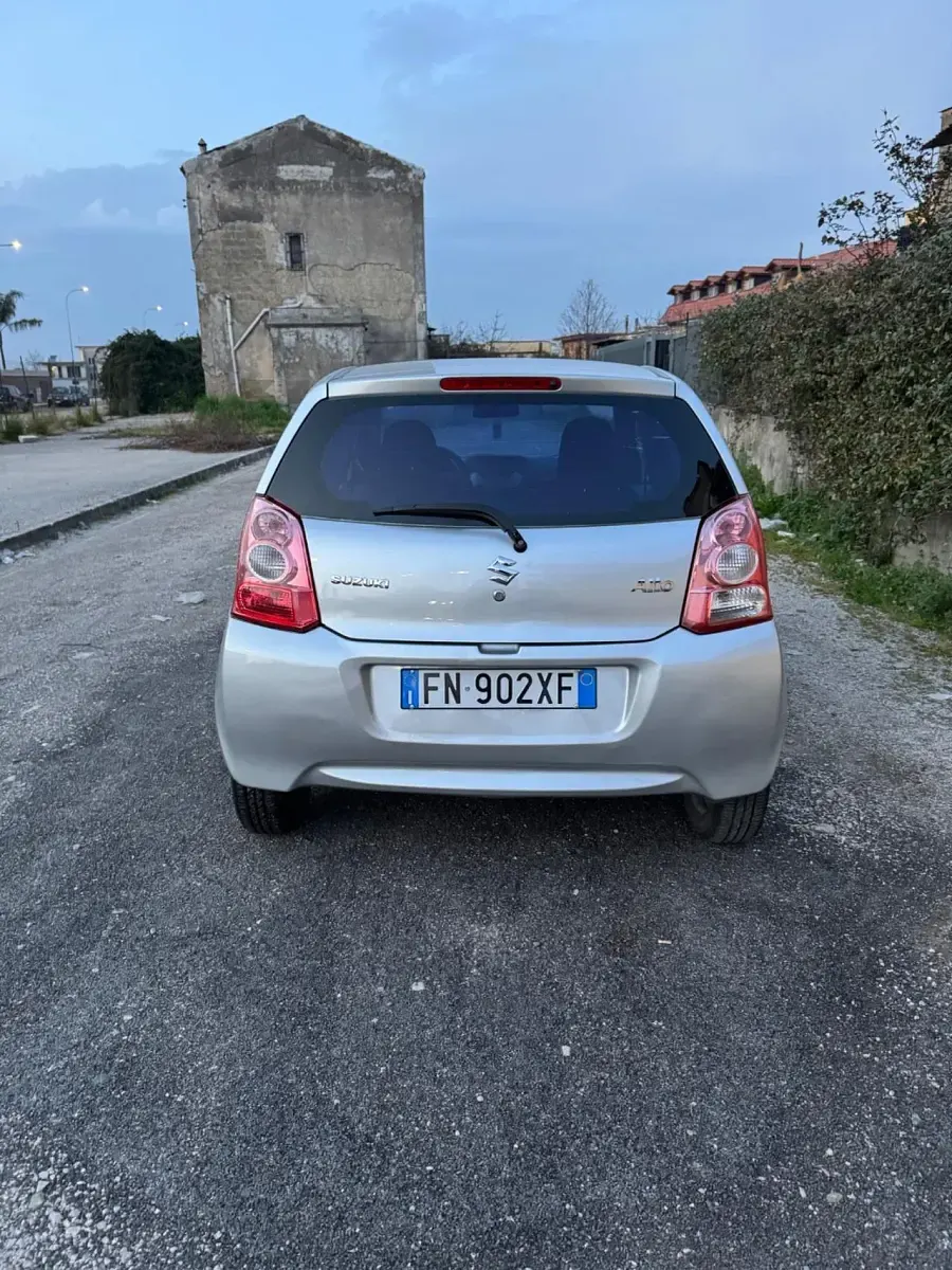 Usata Suzuki Alto GL 67 CV (49 kW) 2010 Argento Utilitaria