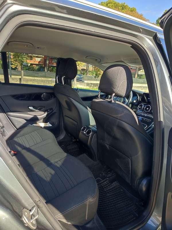 Usata Mercedes GLC200 163 CV (119 kW) 2019 Grigio SUV