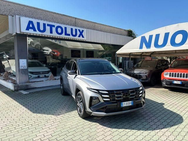 Usata Hyundai Tucson 160 CV (117 kW) 2025 Argento SUV
