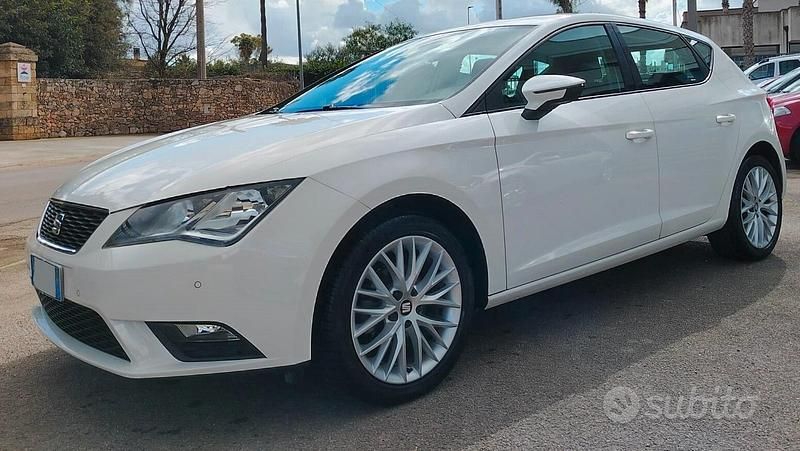 Usata Seat Leon Style 105 CV (77 kW) 2015 Bianco Berlina