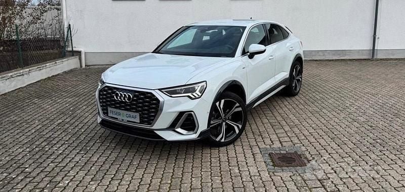 Bianco Usata 2022 Audi Q3 S-Line SUV | 33.800 € (Ottimo prezzo) - Immagine 1/4