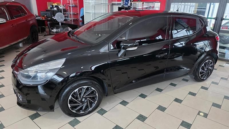 Usata Renault Clio IV 75 CV (55 kW) 2015 Nero Berlina