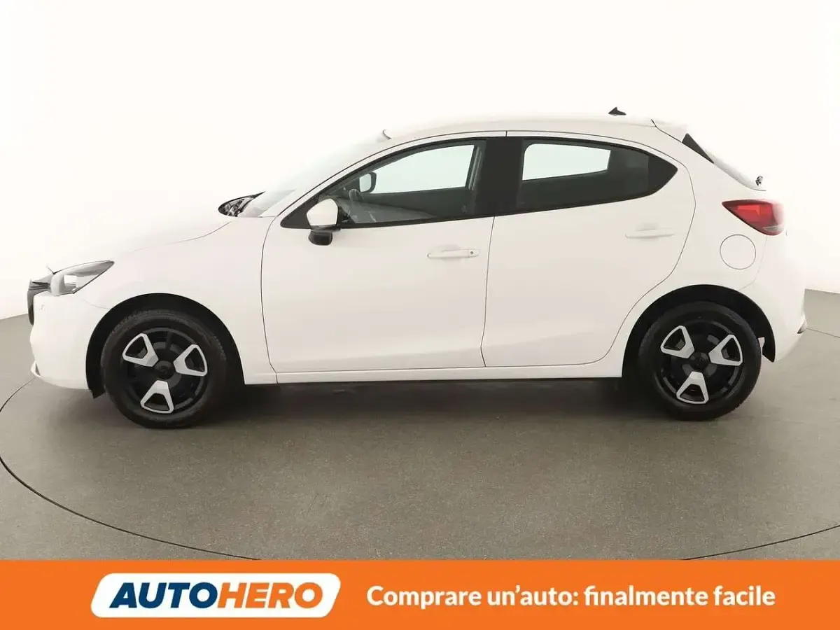 Usata Mazda 2 Center-Line 90 CV (66 kW) 2024 Bianco Utilitaria