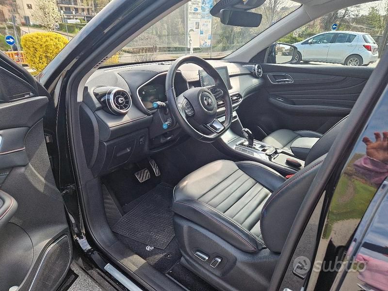 Usata MG HS 2024 Nero SUV
