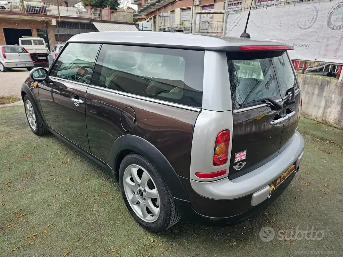 Usata Mini Cooper Clubman 120 CV (88 kW) 2008 Marrone Station wagon