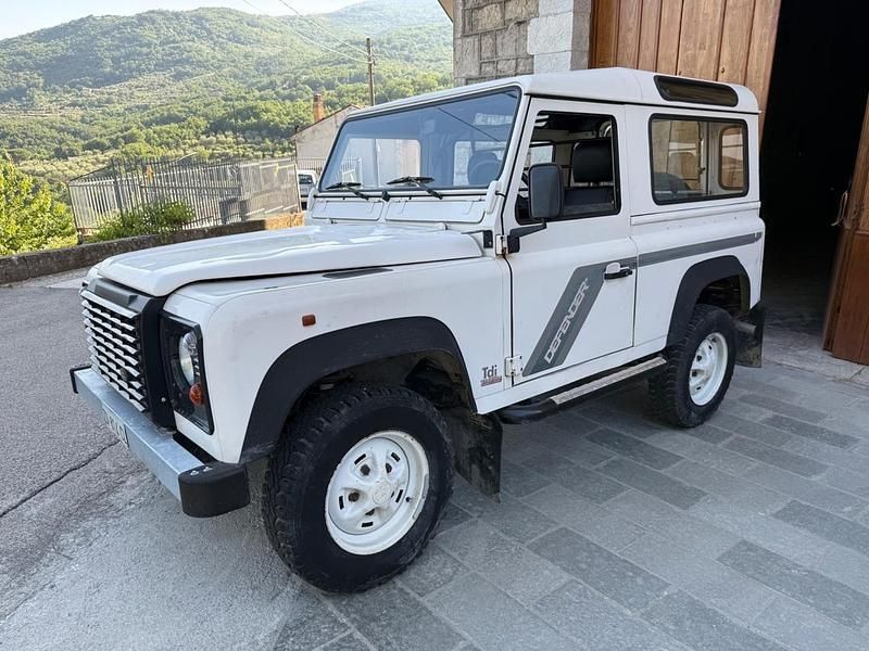 Usata Land Rover Defender 112 CV (82 kW) 1995 Bianco SUV