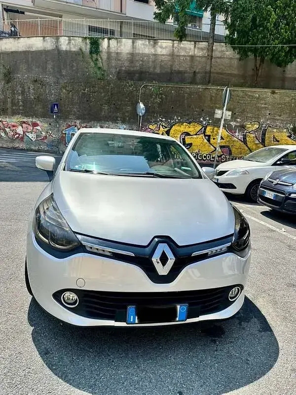 Usata Renault Clio IV Collection 75 CV (55 kW) 2017 Berlina