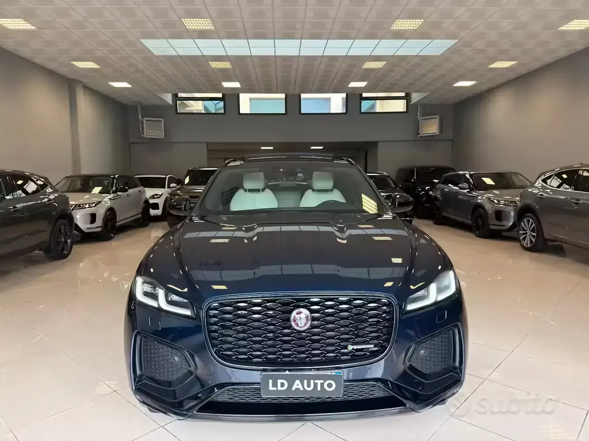 Usata Jaguar F-Pace R-Dynamic 250 CV (183 kW) 2022 Blu SUV