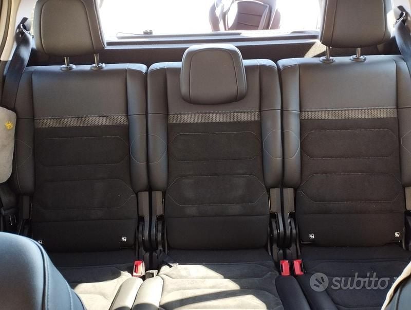 Usata Citroën C5 136 CV (100 kW) 2022 Bianco Station wagon