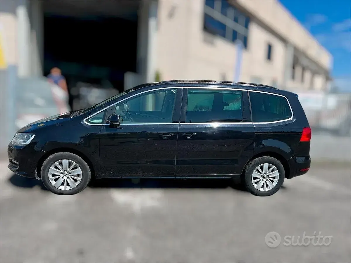 Usata VW Sharan Highline 140 CV (102 kW) 2014 Nero Monovolume