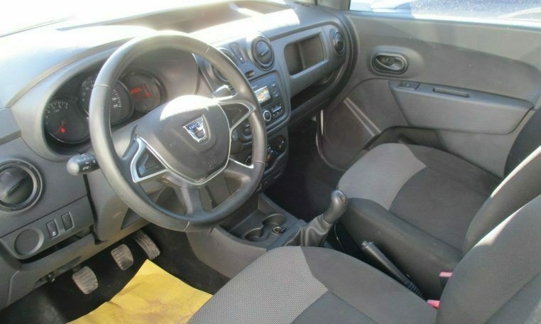 Gebraucht Dacia Dokker 90 PS (66 kW) 2017 Weiß Van / Kleinbus