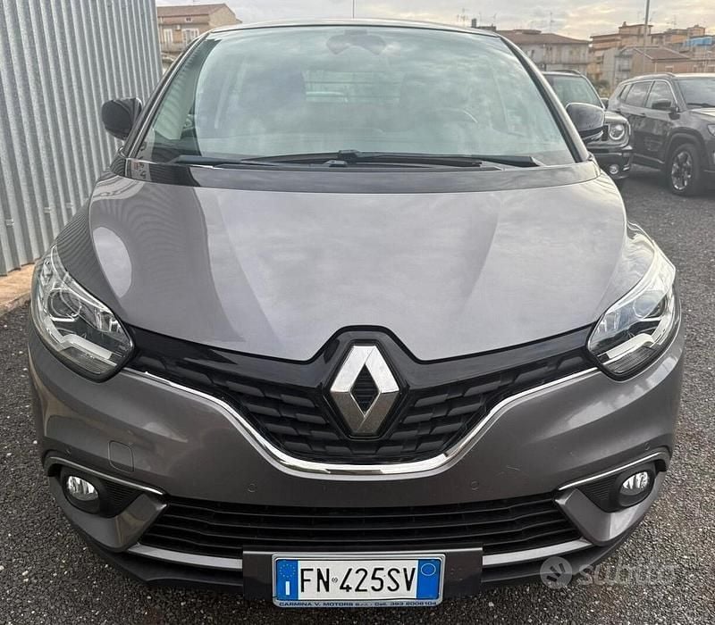 Usata Renault Scénic IV 110 CV (80 kW) 2018 Grigio Monovolume