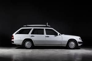 Usata Mercedes E300 180 CV (132 kW) 1991 Bianco Station wagon