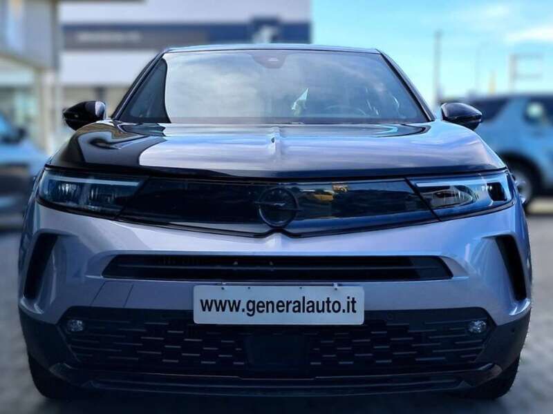 Grigio metallizzato Usata 2022 Opel Mokka GS Line SUV | 16.850 € (Buon prezzo) - Immagine 1/4