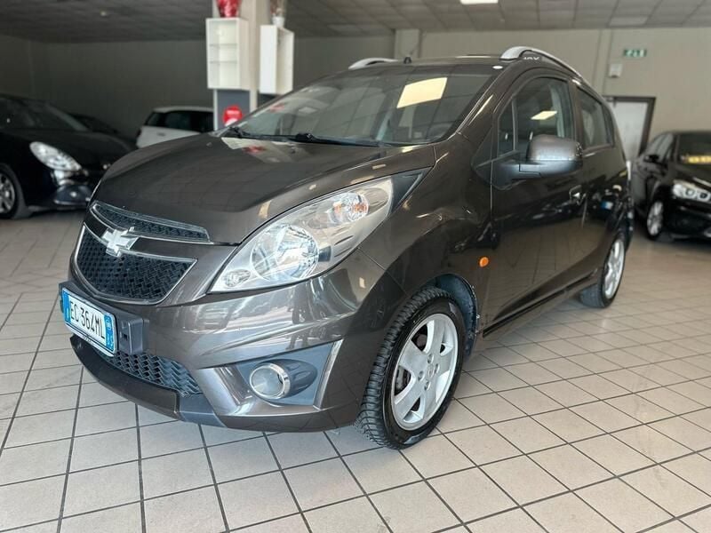 Usata Chevrolet Spark LS 78 CV (57 kW) 2010 Argento Utilitaria