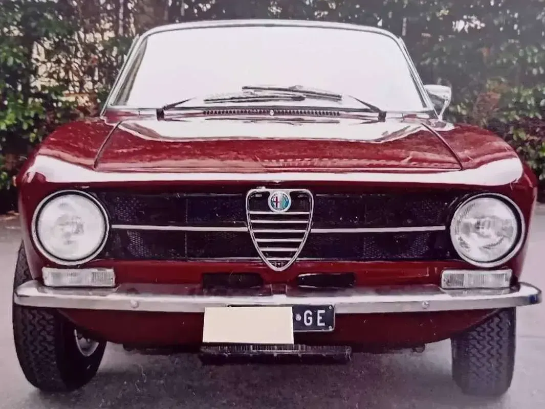 Usata Alfa Romeo GT Junior 88 CV (64 kW) 1971 Rosso Coupé