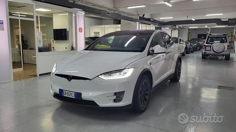 Other Usata 2020 Tesla Model X Long Range AWD SUV | 46.800 € (Buon prezzo) - Immagine 1/4