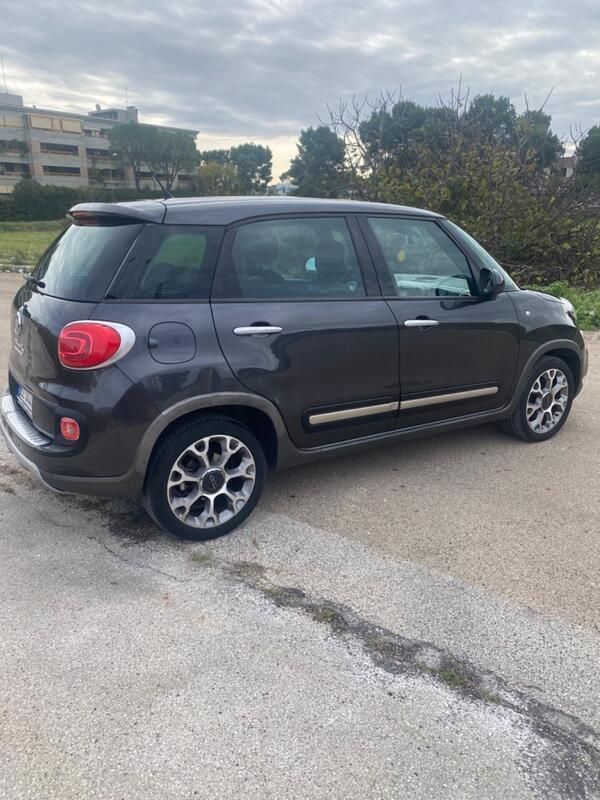 Usata Fiat 500L Trekking 120 CV (88 kW) 2015 Nero Monovolume