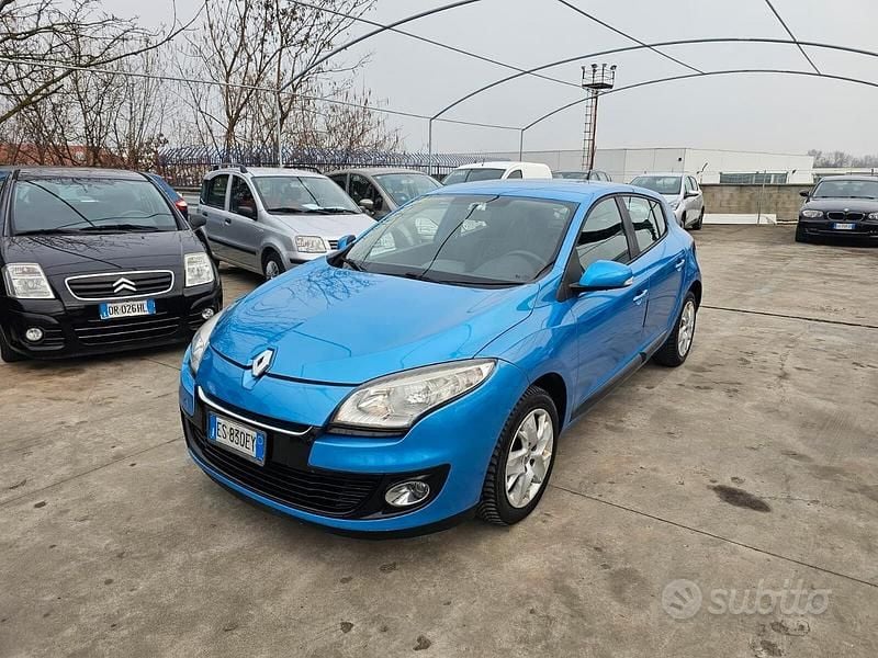 Usata Renault Mégane 110 CV (80 kW) 2013 Blu Berlina
