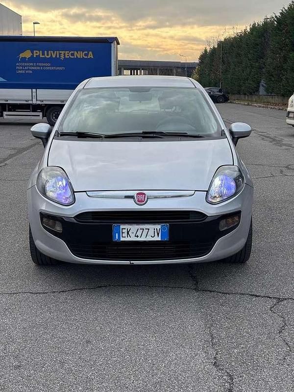 Usata Fiat Punto Evo Dynamic 75 CV (55 kW) 2011 Other Utilitaria