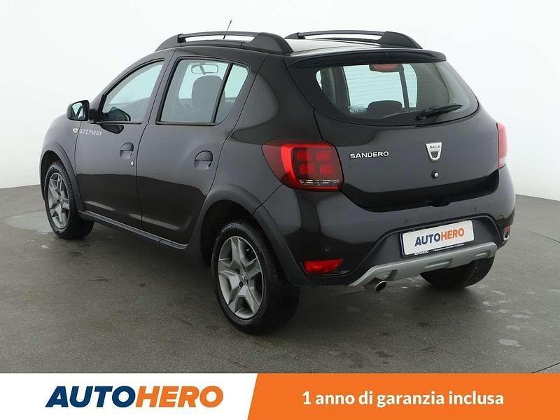Usata Dacia Sandero Stepway 90 CV (66 kW) 2018 Nero Utilitaria