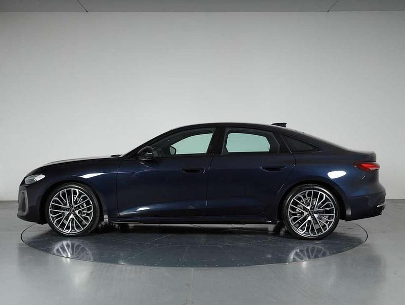 Usata Audi A5 S-Line 205 CV (150 kW) 2024 Blu firmamento metallizzato Coupé