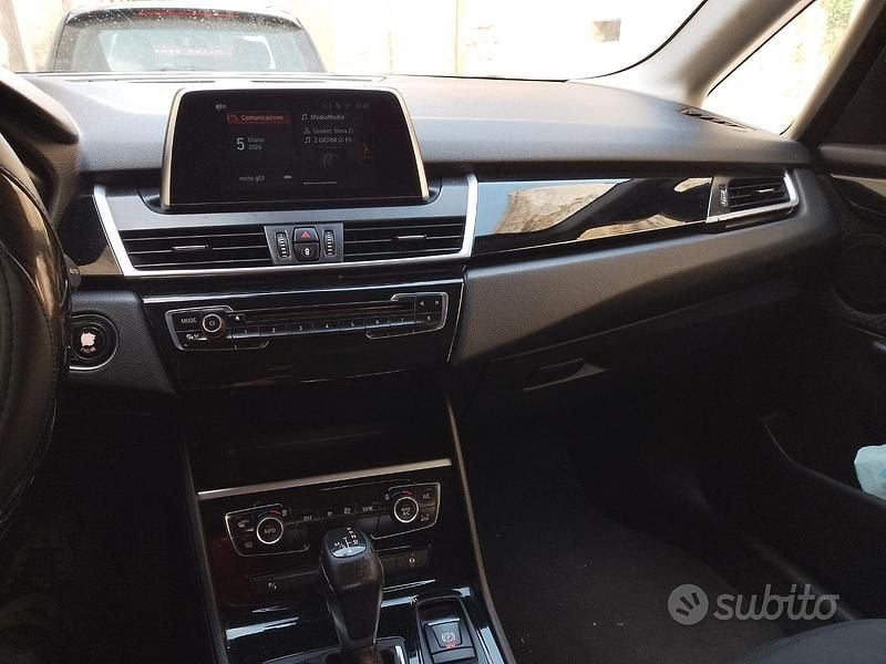Usata BMW 216 116 CV (85 kW) 2017 Bianco Monovolume