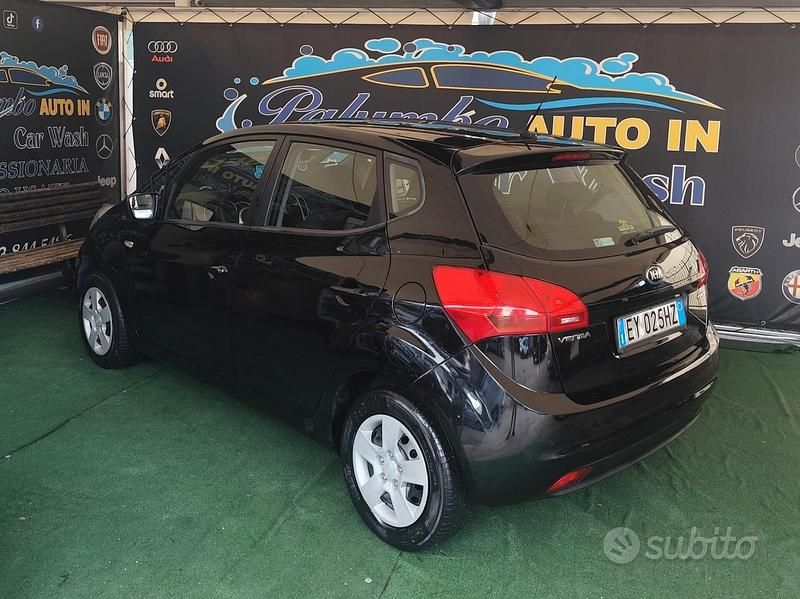 Usata Kia Venga Active 90 CV (66 kW) 2015 Grigio Utilitaria