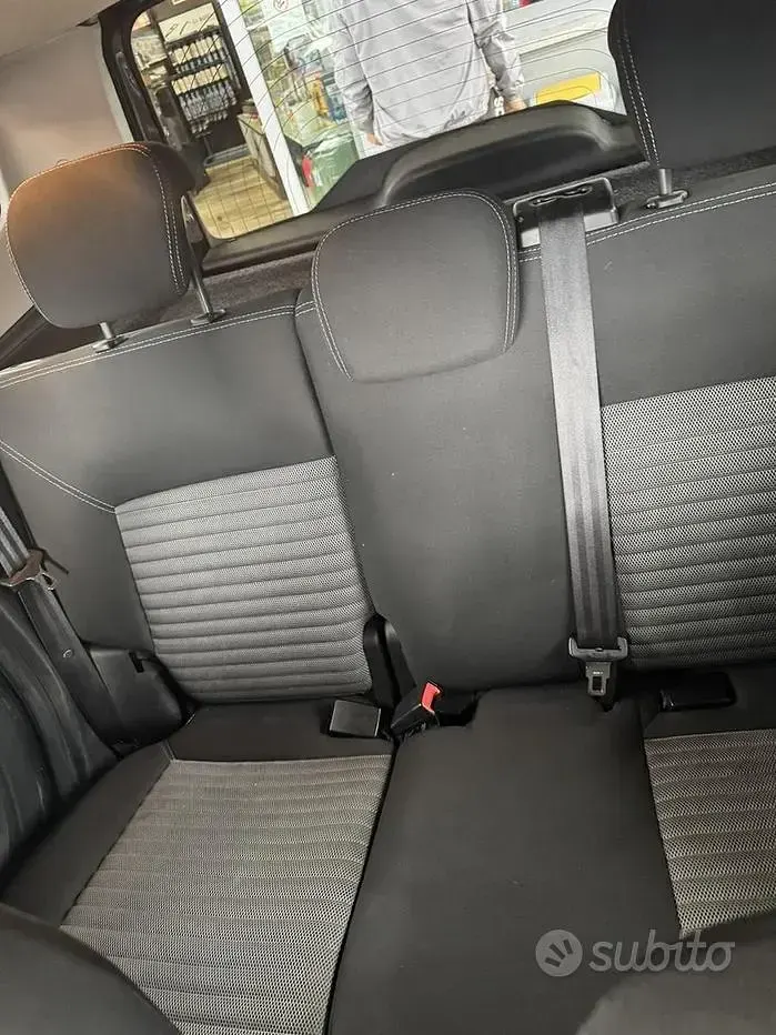 Occasion Fiat Qubo Trekking 80 ch (58 kW) 2016 Noir Monospace