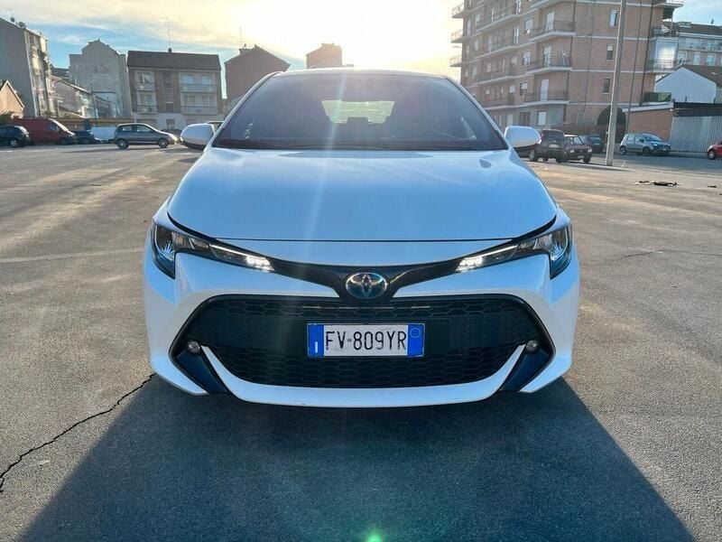 Usata Toyota Corolla Active 98 CV (72 kW) 2019 Bianco Berlina