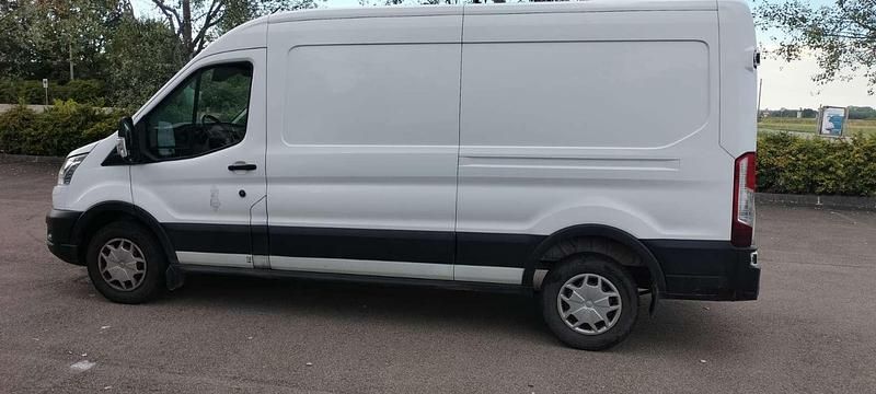 Usata Ford Transit 131 CV (96 kW) 2019 Bianco Furgone