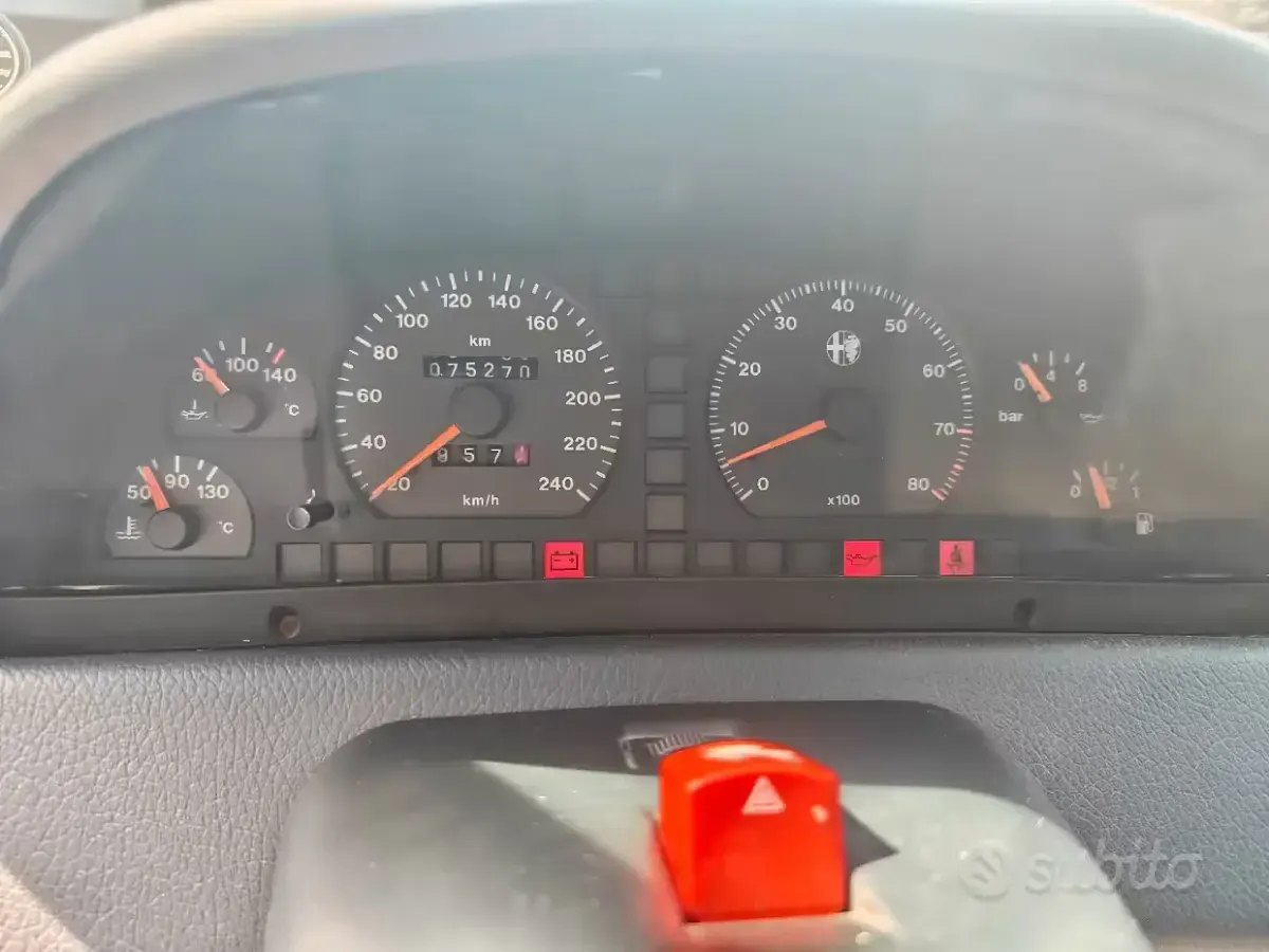 Usata Alfa Romeo 155 140 CV (102 kW) 1997 Rosso Berlina