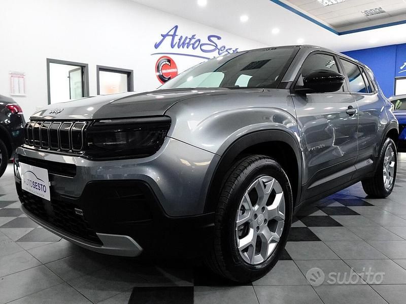 Usata Jeep Avenger Altitude 100 CV (73 kW) 2023 Grigio SUV