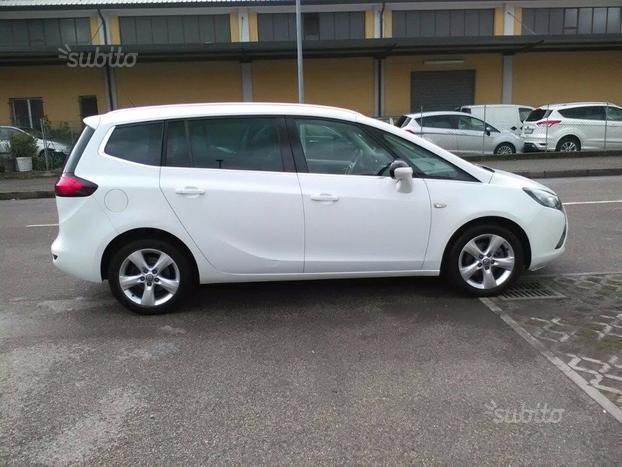 Opel zafira 3