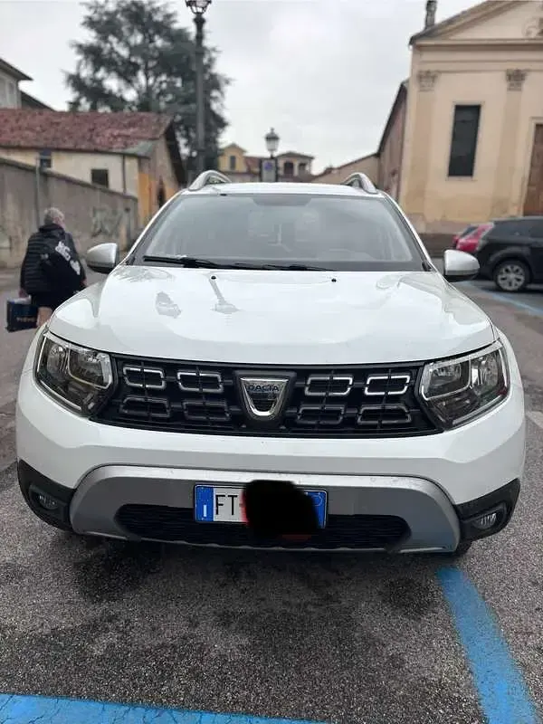 Usata Dacia Duster Lauréate 105 CV (77 kW) 2019 SUV