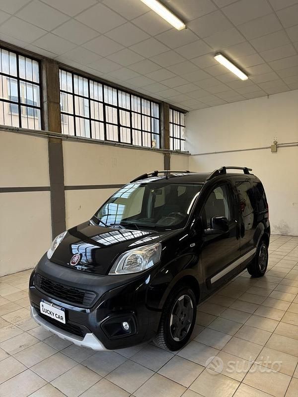 Usata Fiat Qubo Trekking 80 CV (58 kW) 2017 Nero Monovolume