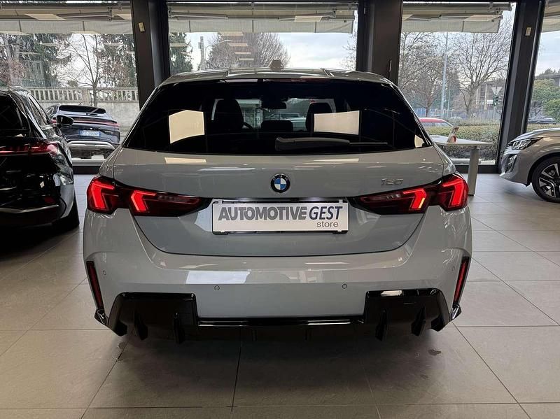 Usata BMW 120 M Sport 170 CV (125 kW) 2025 Brooklyn grey Utilitaria