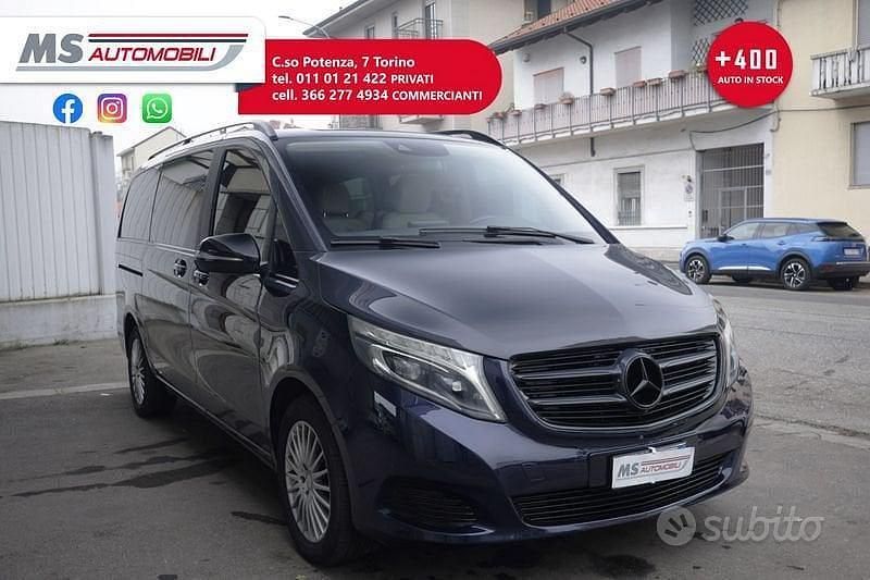 Usata Mercedes V220 163 CV (119 kW) 2014 Blu scuro Monovolume