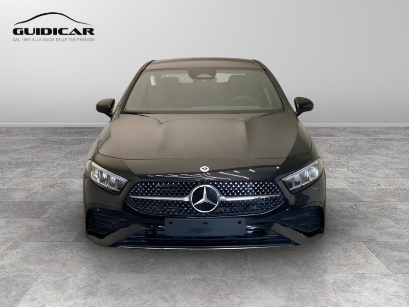 Usato 2024 Mercedes 180 2.0 Diesel 116 CV (41.600 €)