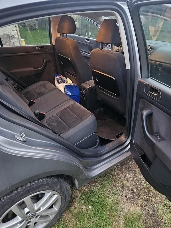 Usata VW Golf Plus Cross 105 CV (77 kW) 2013 Grigio Monovolume