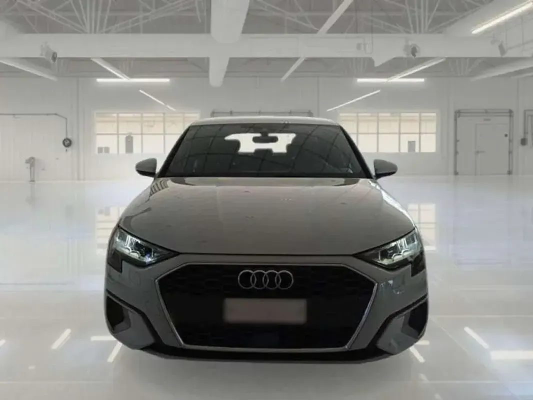 Usata Audi A3 Business 150 CV (110 kW) 2022 Bianco Berlina