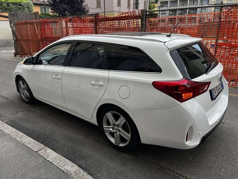 Usata Toyota Auris 90 CV (66 kW) 2013 Station wagon